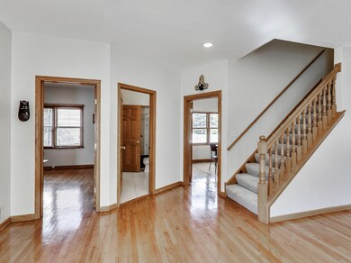 175 N Highland Ave, Elmhurst, IL 60126 - photo 5