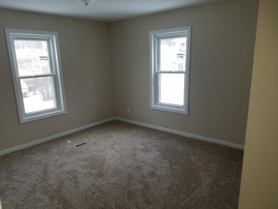 427 Hill St, Ionia, MI 48846 - photo 5