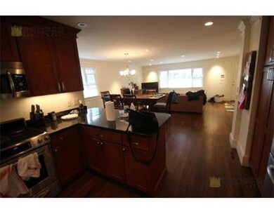 175 Florence St unit 175, Chestnut Hill, MA 02467 - photo 3