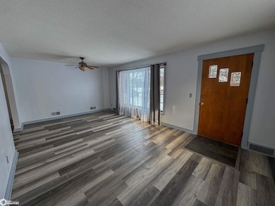 321 1st St NW, Hampton, IA 50441 - photo 6