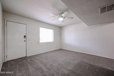 8841 N 6th St, Phoenix, AZ 85020 - photo 4