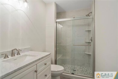 14B Benjamin Franklin Dr unit a, Monroe Township, NJ 08831 - photo 7