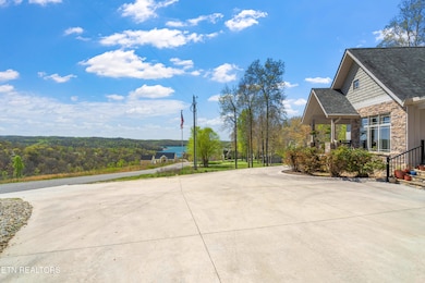 195 Kennedys Loop, Lafollette, TN 37766 - photo 6