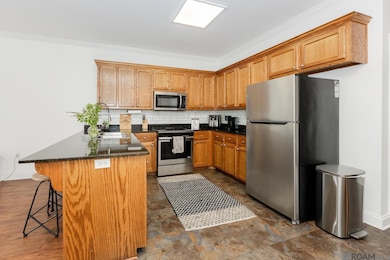 8952 Pecan Tree Dr, Baton Rouge, LA 70810 - photo 5