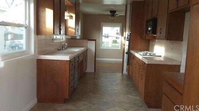 2958 Daneland St, Lakewood, CA 90712 - photo 4