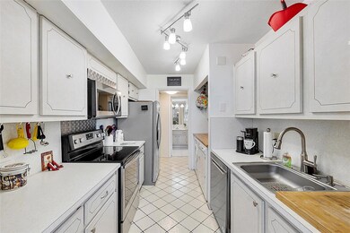 unlisted-address, Pompano Beach, FL 33062 - photo 7