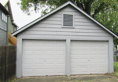 513 W Broadway St, Frankfort, KY 40601 - photo 6