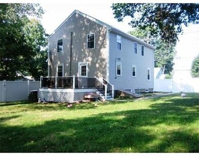 37 Ode St unit 37, Waltham, MA 02451 - photo 3