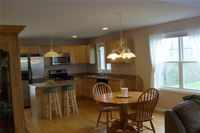 Dining and Eat in Kitchen