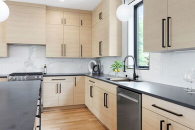 7 School Ave unit 1, Waltham, MA 02453 - photo 2