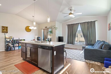 Living_Area_Main_3