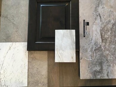 1242 Plum Creek Dr, Eau Claire, WI 54703 - photo 4