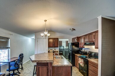 Kitchen 5