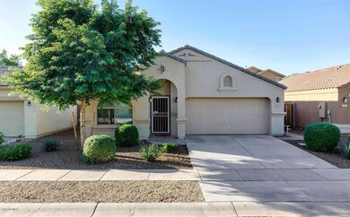 7311 W Midway Ave Glendale AZ-large-003-