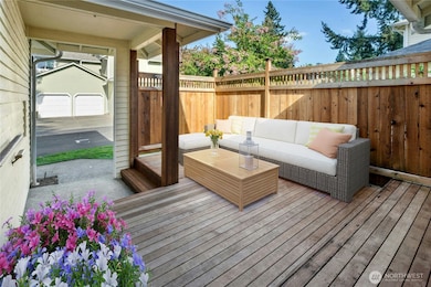 15865 Northup Way unit 41, Bellevue, WA 98008 - photo 4