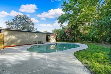 10586 Citrus Ln, Jacksonville, FL 32218 - photo 7