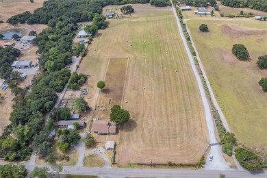 7431 Briar Rd, Azle, TX 76020 - photo 2