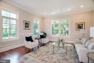 2232 Great Falls St, Falls Church, VA 22046 - photo 3