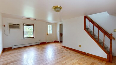 17 Convent Square, Burlington, VT 05401 - photo 2