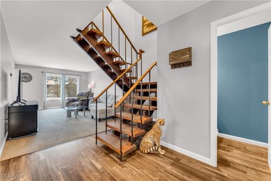 26609 N Park Blvd unit 26609, Olmsted Falls, OH 44138 - photo 4