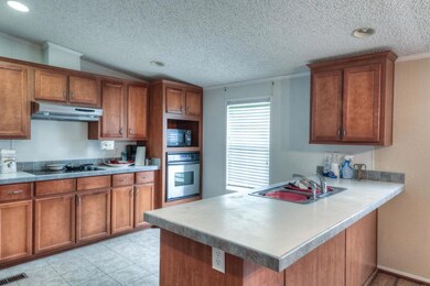 451 County Road 949a, Alvin, TX 77511 - photo 4