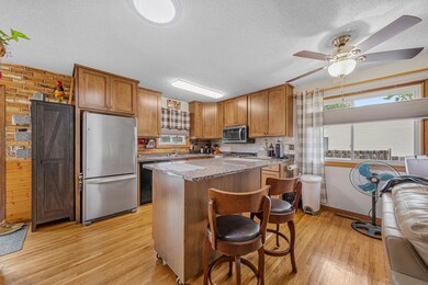 5237 Irondale Rd, New Brighton, MN 55112 - photo 6