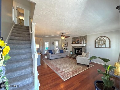 217 Lansing Ct, Jacksonville, NC 28540 - photo 6