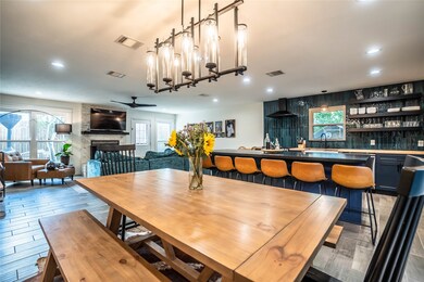 1015 Creekmont Dr, Houston, TX 77091 - photo 4