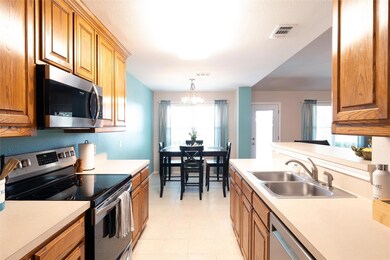 2004 Mark Twain Ln, Denton, TX 76210 - photo 6