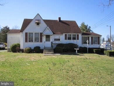 805 W Oak Rd, Vineland, NJ 08360 - photo 2