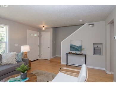 2040 Long St, West Linn, OR 97068 - photo 4