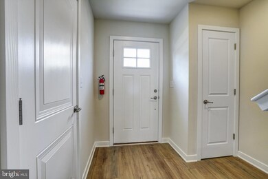 903 Magnolia Ln, Spring City, PA 19475 - photo 2