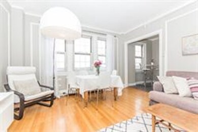 Warwick Condos unit 841, Brookline, MA 02446 - photo 3