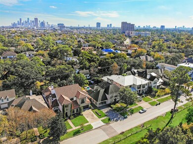 Aerial views of the home and proximity to downtown
