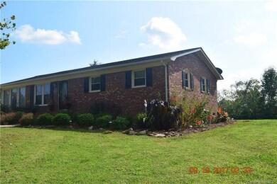 1812 Powerline Dr, Shelby, NC 28152 - photo 6