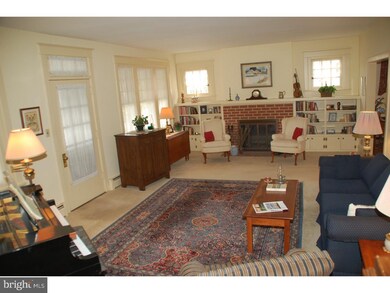 406 E Summit St, Souderton, PA 18964 - photo 4