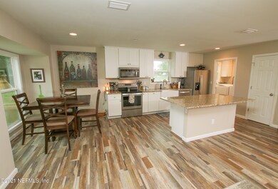 Kitchen Dining Combo
