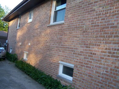 18005 Edwards Ave, Country Club Hills, IL 60478 - photo 3