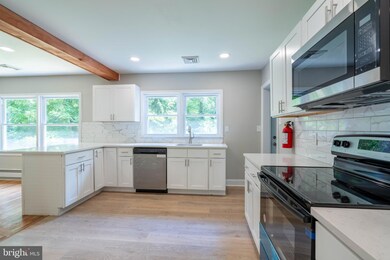 139 Hartner Ave, Somerdale, NJ 08083 - photo 4