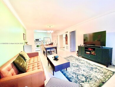 1520 Mckinley St unit 216E, Hollywood, FL 33020 - photo 2