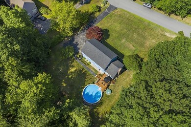 15 Colony Brook Ln, Derry, NH 03038 - photo 4