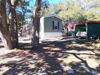 135 Carolina St, Carrabelle, FL 32322 - photo 4