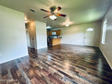 410 Washington St unit A, Bay Saint Louis, MS 39520 - photo 5