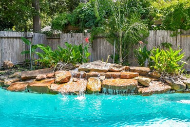 23922 Dorrington Estates Ln, Conroe, TX 77385 - photo 2