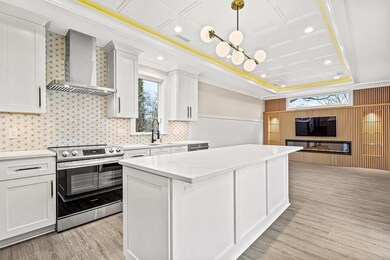 34 West St unit 2, Needham Heights, MA 02494 - photo 2