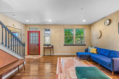 2216 Dollarhide Way, Ashland, OR 97520