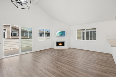 204 David Dr, Newport Beach, CA 92663 - photo 4