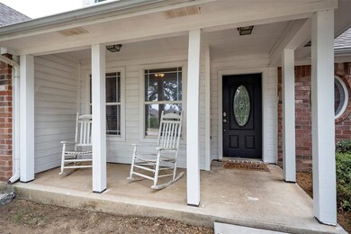 124 Bolivar Dr, Weatherford, TX 76085 - photo 5