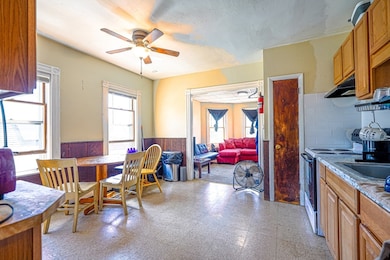 21 Arthur St, Quincy, MA 02169 - photo 5