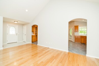 4700 Nottingham Dr-6